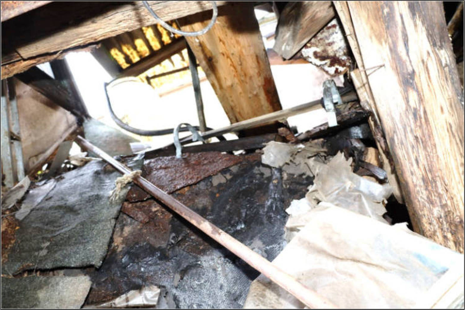 thueringen 0016 K 0024/2024 Louis-Bardorf-Straße 11, 99880 Waltershausen 11