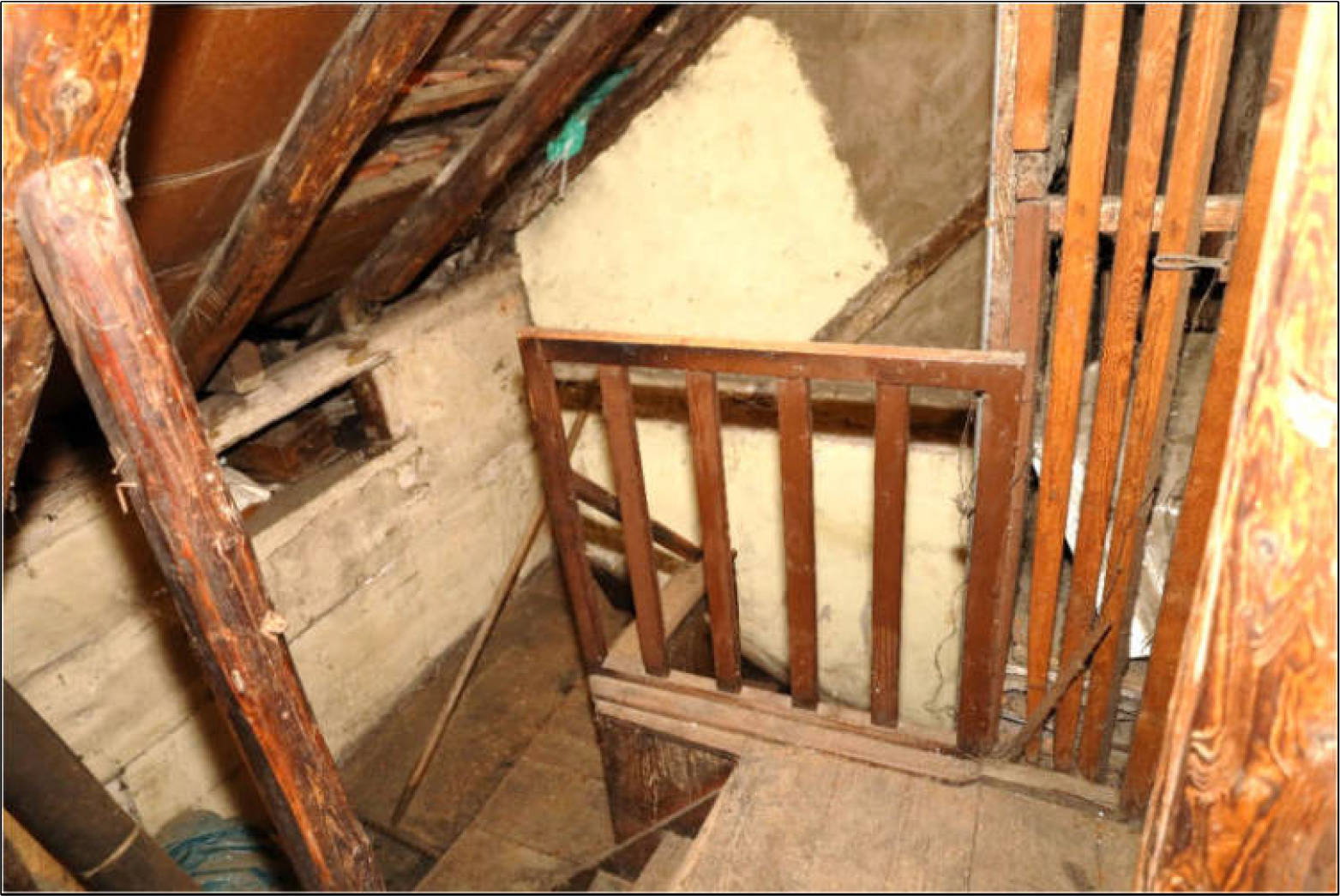 thueringen 0016 K 0024/2024 Louis-Bardorf-Straße 11, 99880 Waltershausen 17