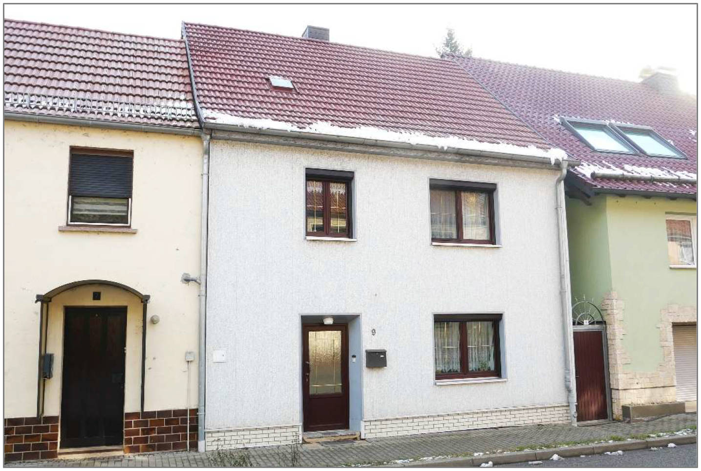 Einfamilienwohnhaus mit Anbau und Nebengebäude in Hauptstraße  9, 06577 An der Schmücke , Sachsenburg - Bild 2