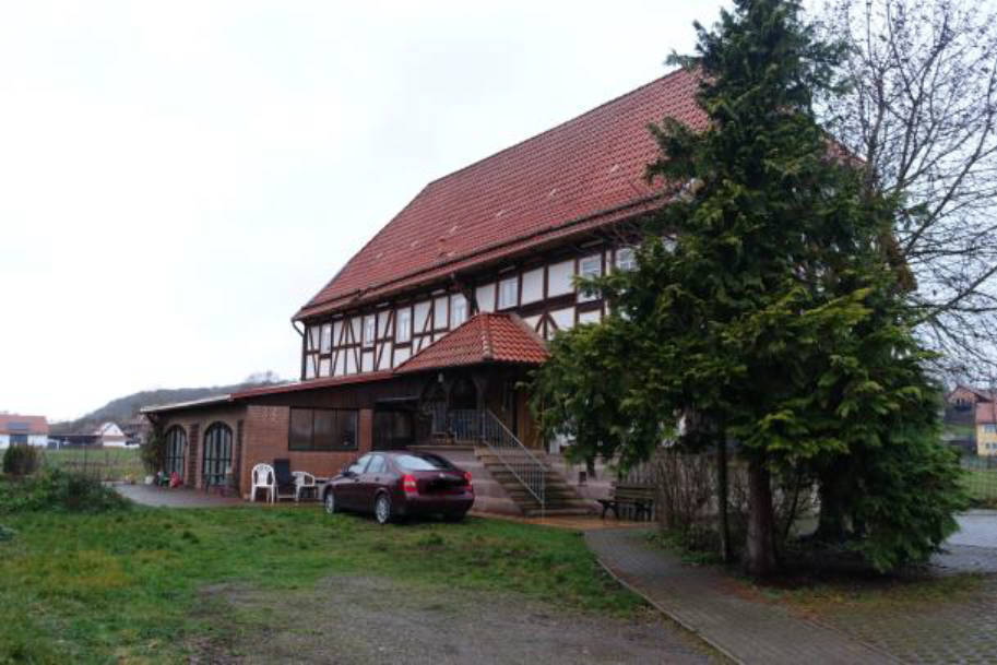 Wohnaus mit Anbau und 3 Reihengaragen in Holland  4, 99755 Ellrich , Gudersleben - Bild 3