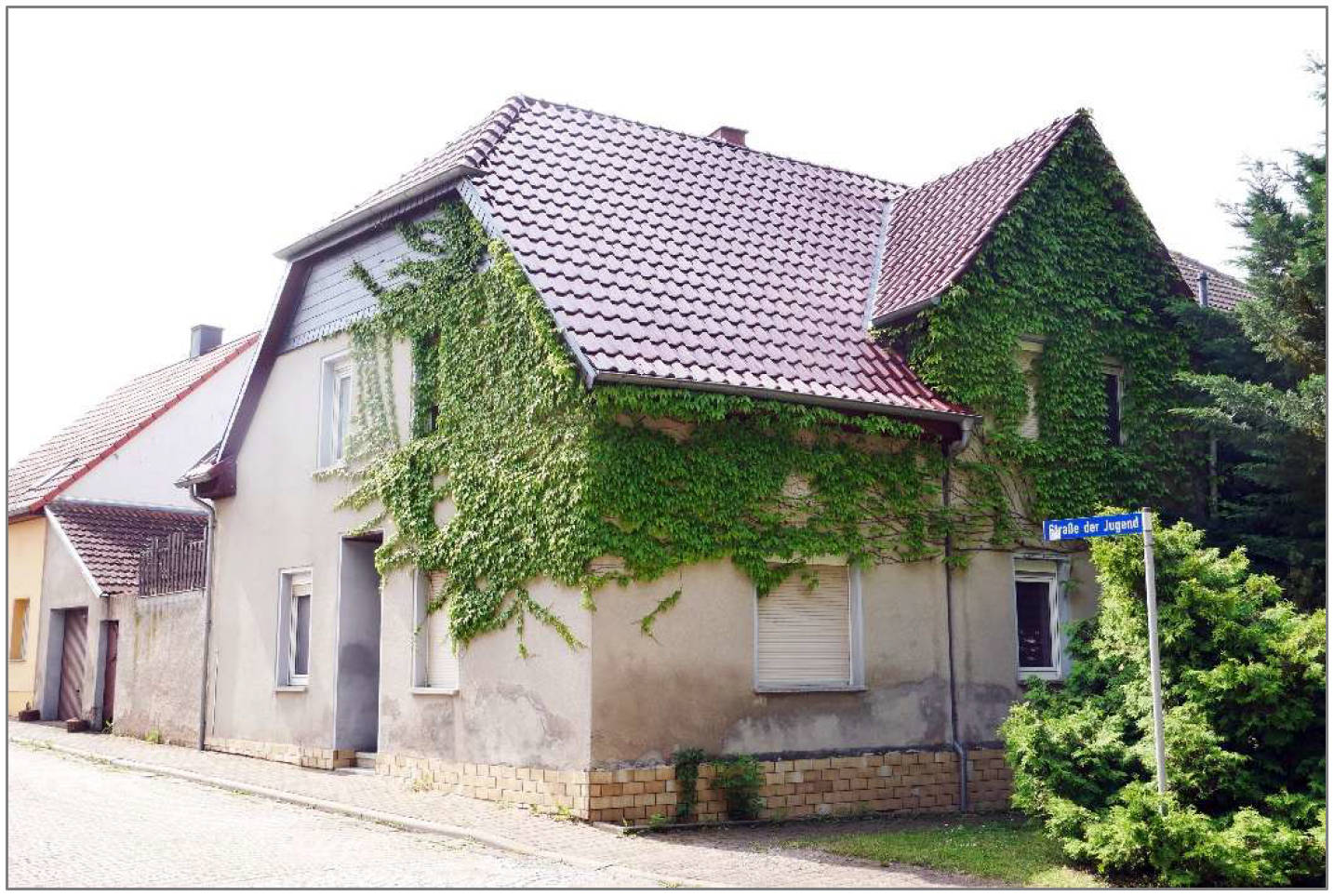 Einfamilienhaus, mit Anbau in Straße der Jugend  1, 99195 Großrudestedt, Kranichborn