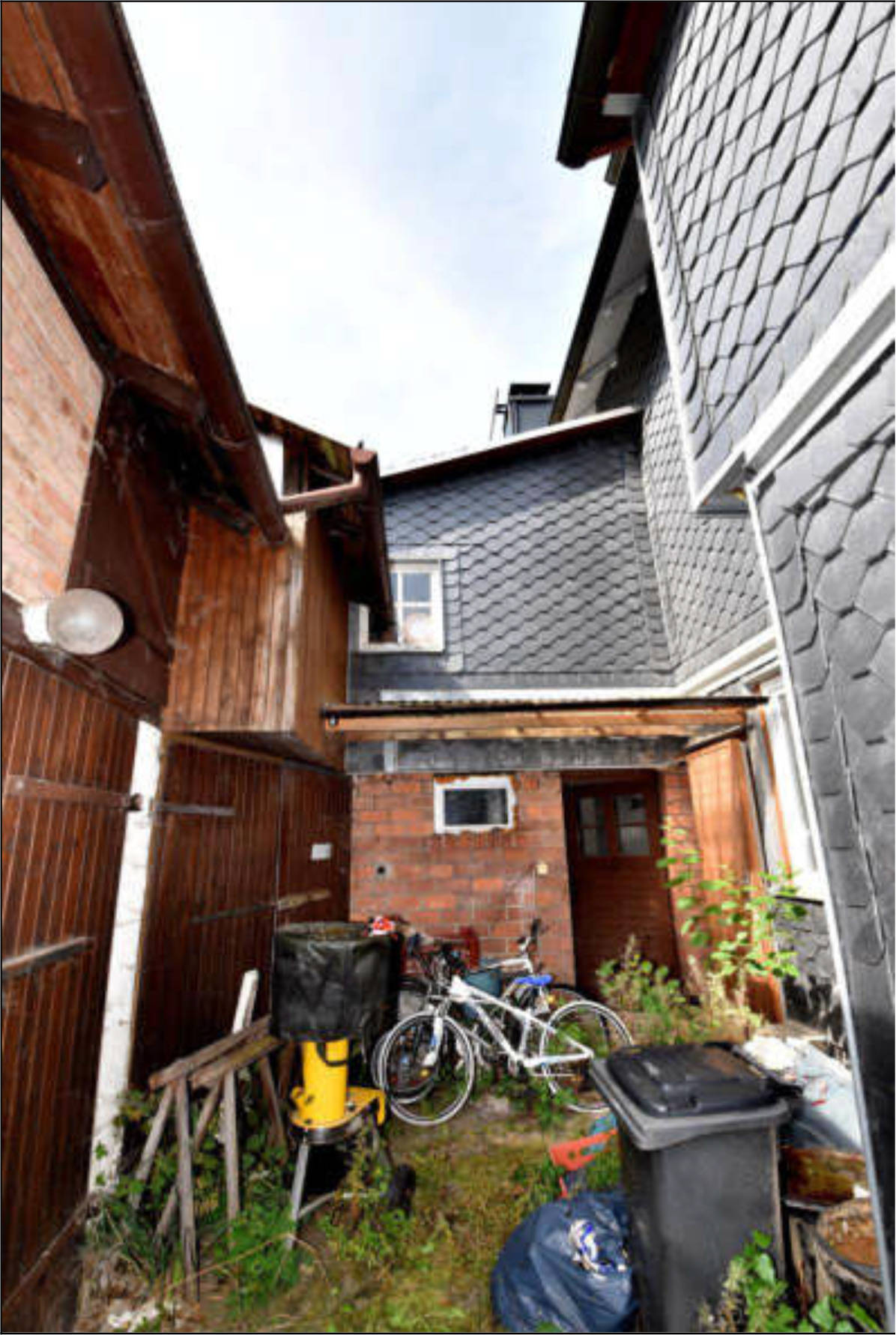 thueringen K 0003/2024 Friedhofsweg 2, 98529 Suhl 7