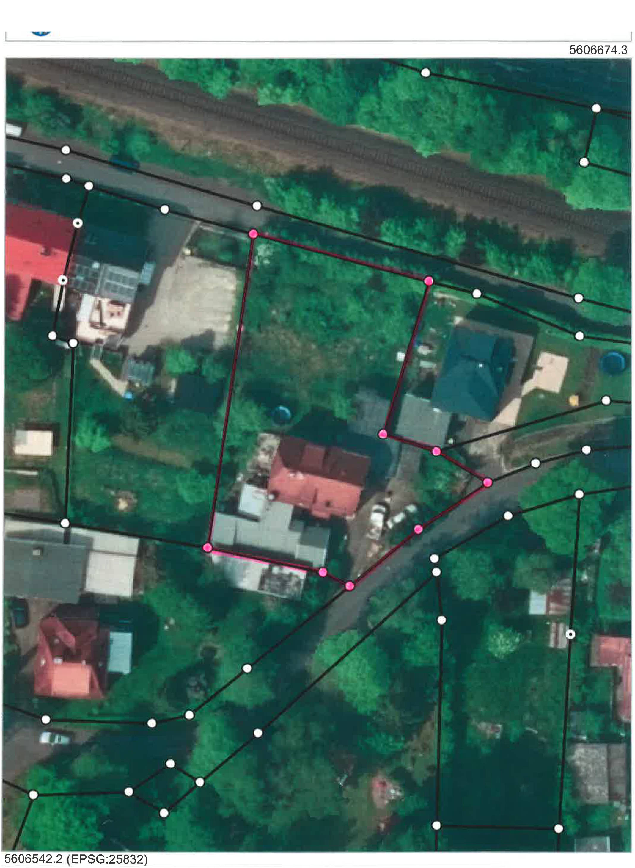 thueringen K0003-2024 Friedhofsweg 2, 98529 Suhl, OT Heinrichs 18