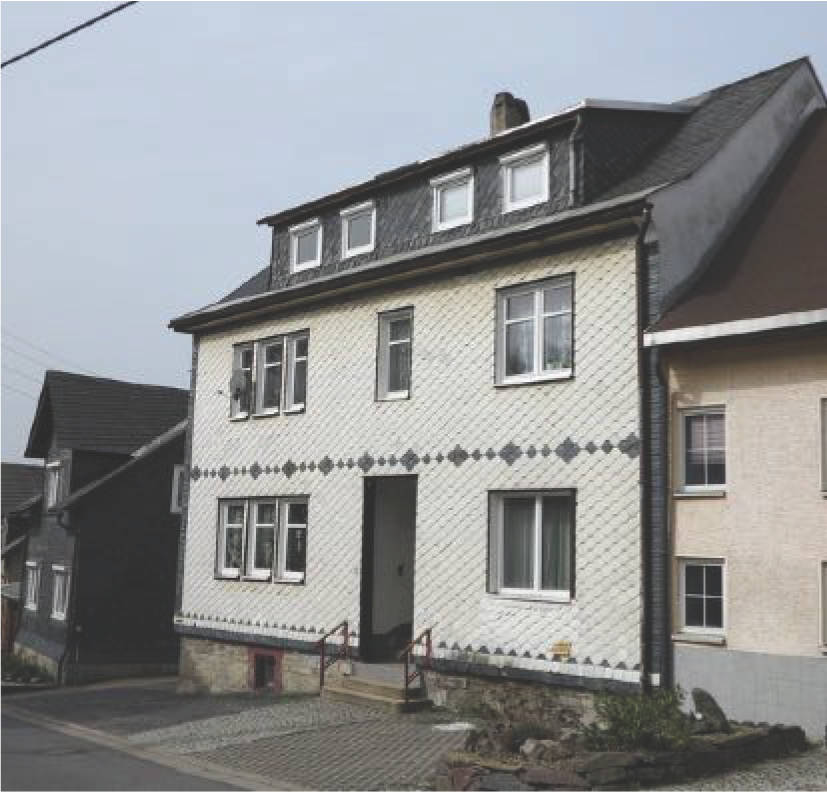 Eigentumswohnung (ab 5 Zimmer) in Eichhornsgasse 37, 96523 Steinach