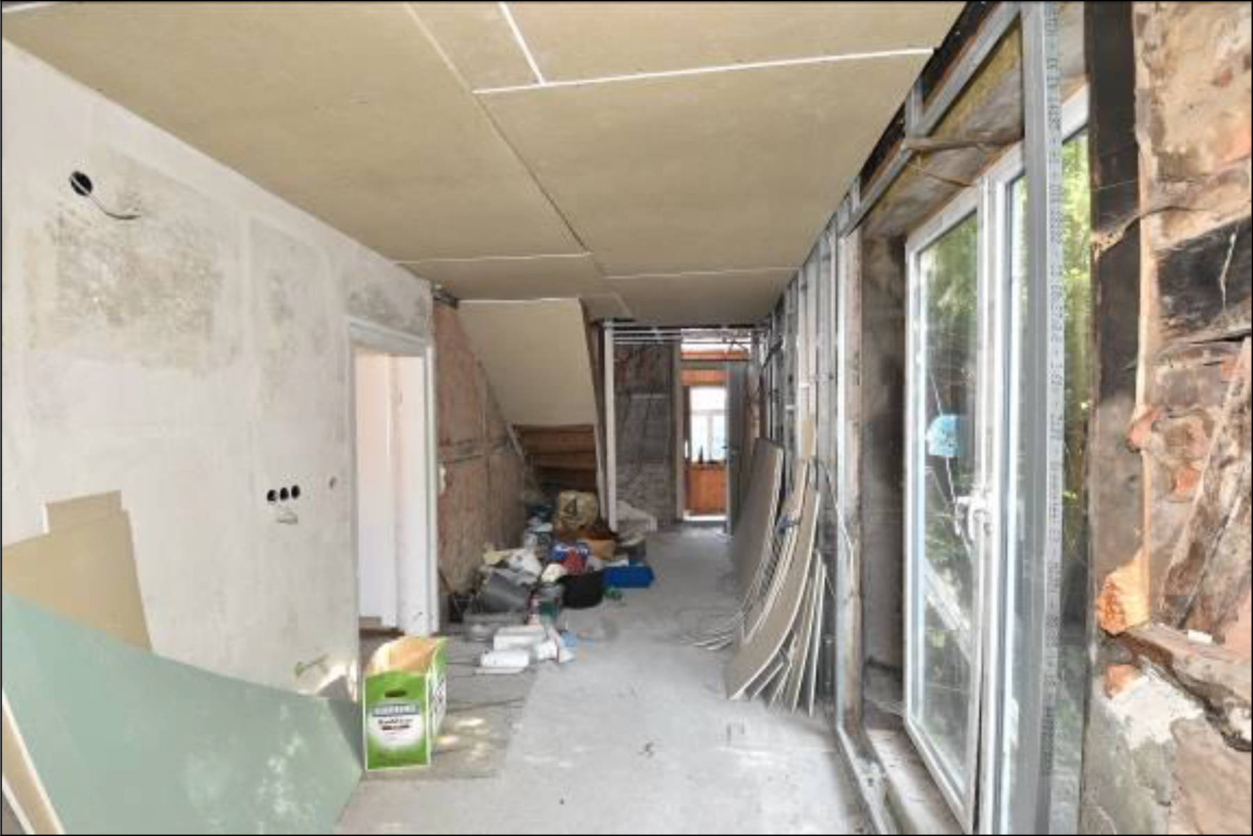 thueringen K0008/2023 Meininger Straße 129, 98529 Suhl, OT Heinrichs 18