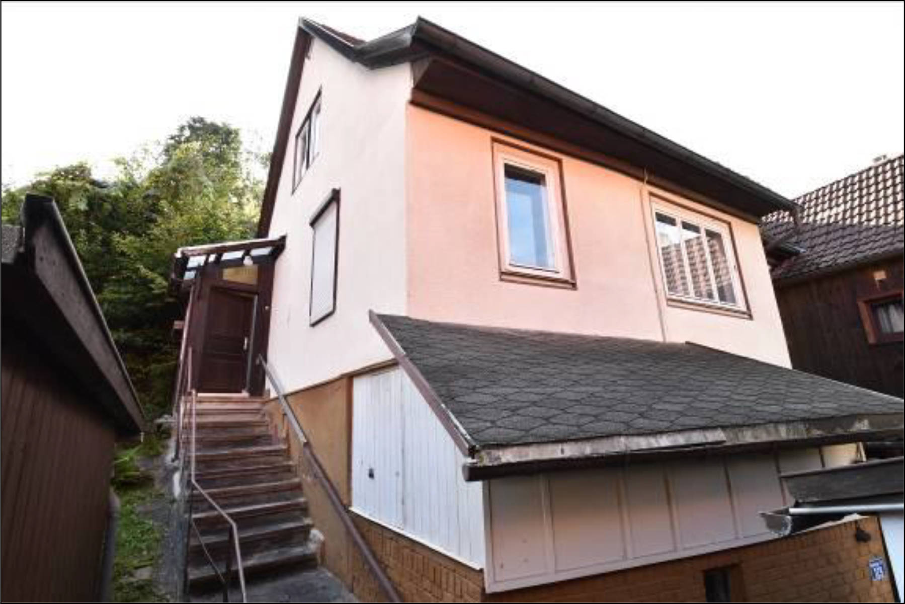 thueringen K0008/2023 Meininger Straße 129, 98529 Suhl, OT Heinrichs 21