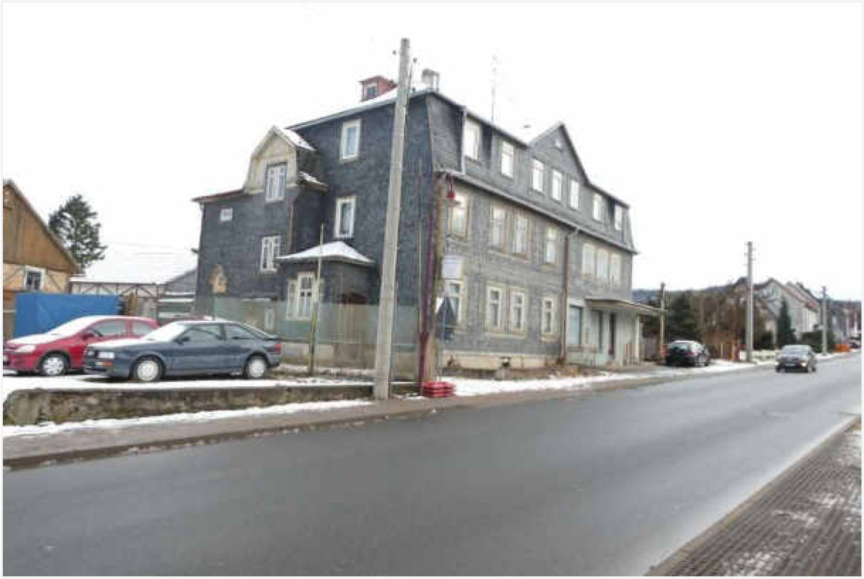 Mehrfamilienhaus in Reichenbacher Straße 3, 98694 Ilmenau, Gehren