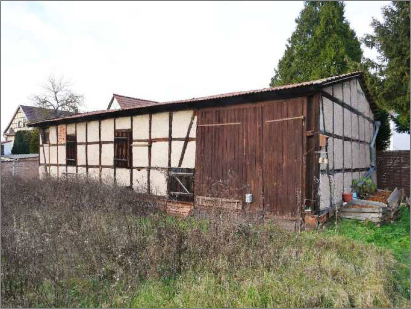 Einfamilienhaus, mit Nebengebäuden in In der Neuen Straße  216, 99634 Werningshausen - Bild 3