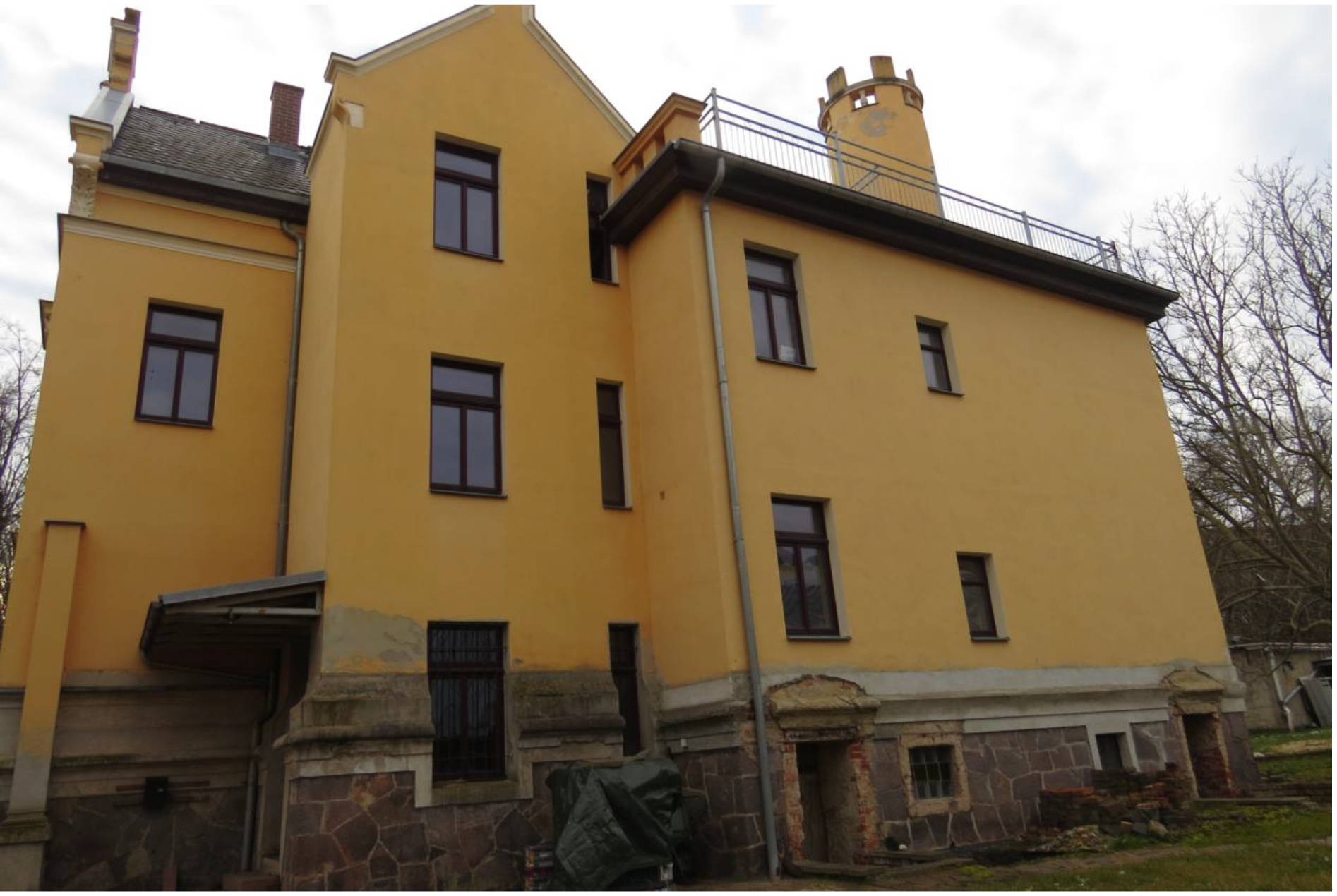 Sonstiges, Mietwohnhaus in Offenburger Allee 31, 04600 Altenburg