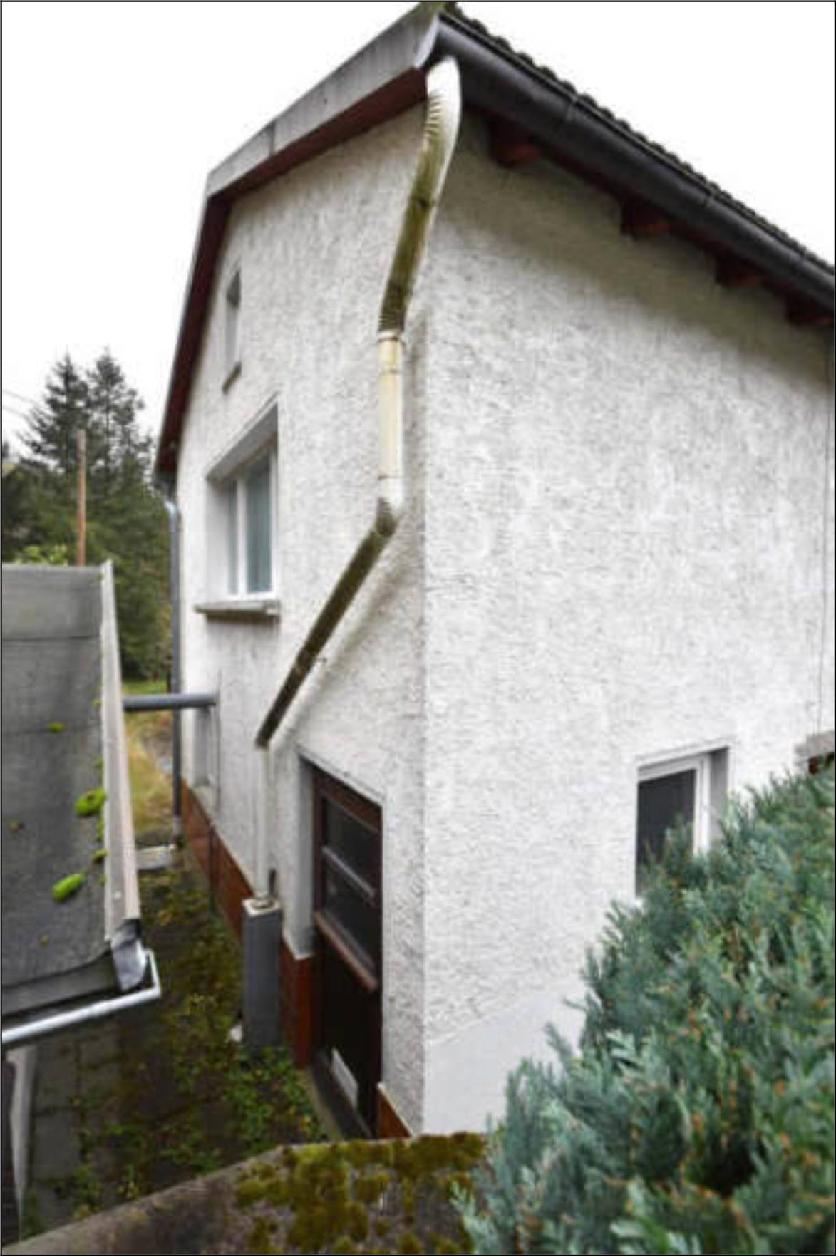 thueringen K 0024/2024 Hüttengrunder Bergstraße, 96515 Sonneberg, OT Hüttengrund 12