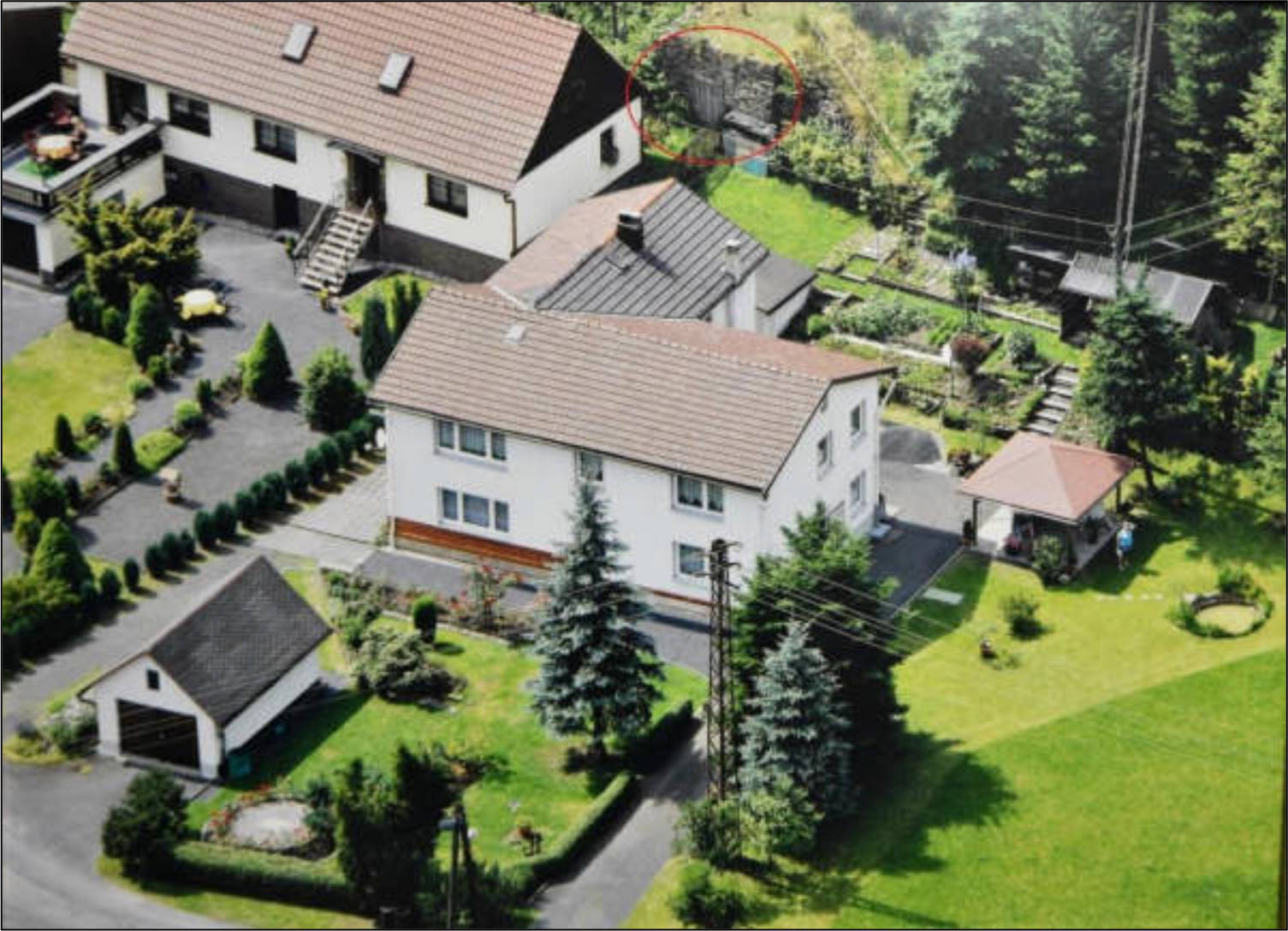 Einfamilienhaus in Hüttengrunder Bergstraße, 96515 Sonneberg, OT Hüttengrund - Bild 2