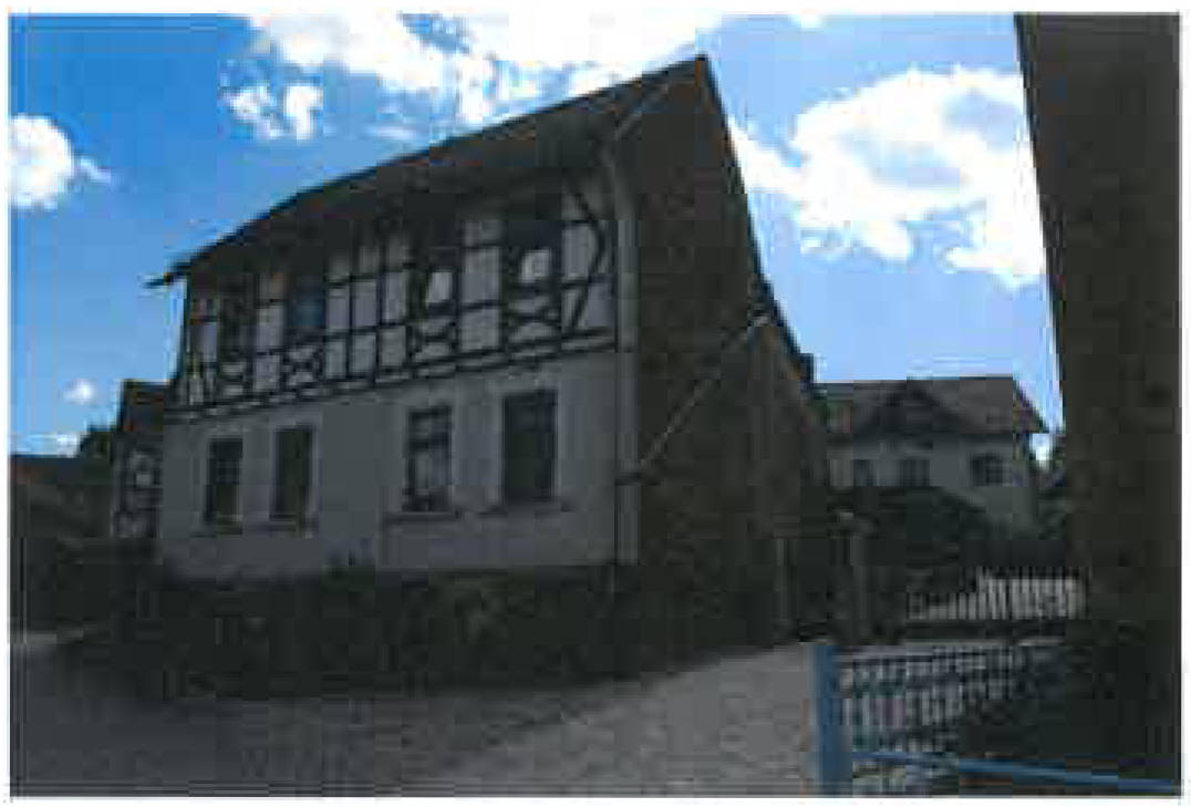 Wohnhaus in Lobensteiner Straße  38, 07368 Remptendorf , OT Liebschütz