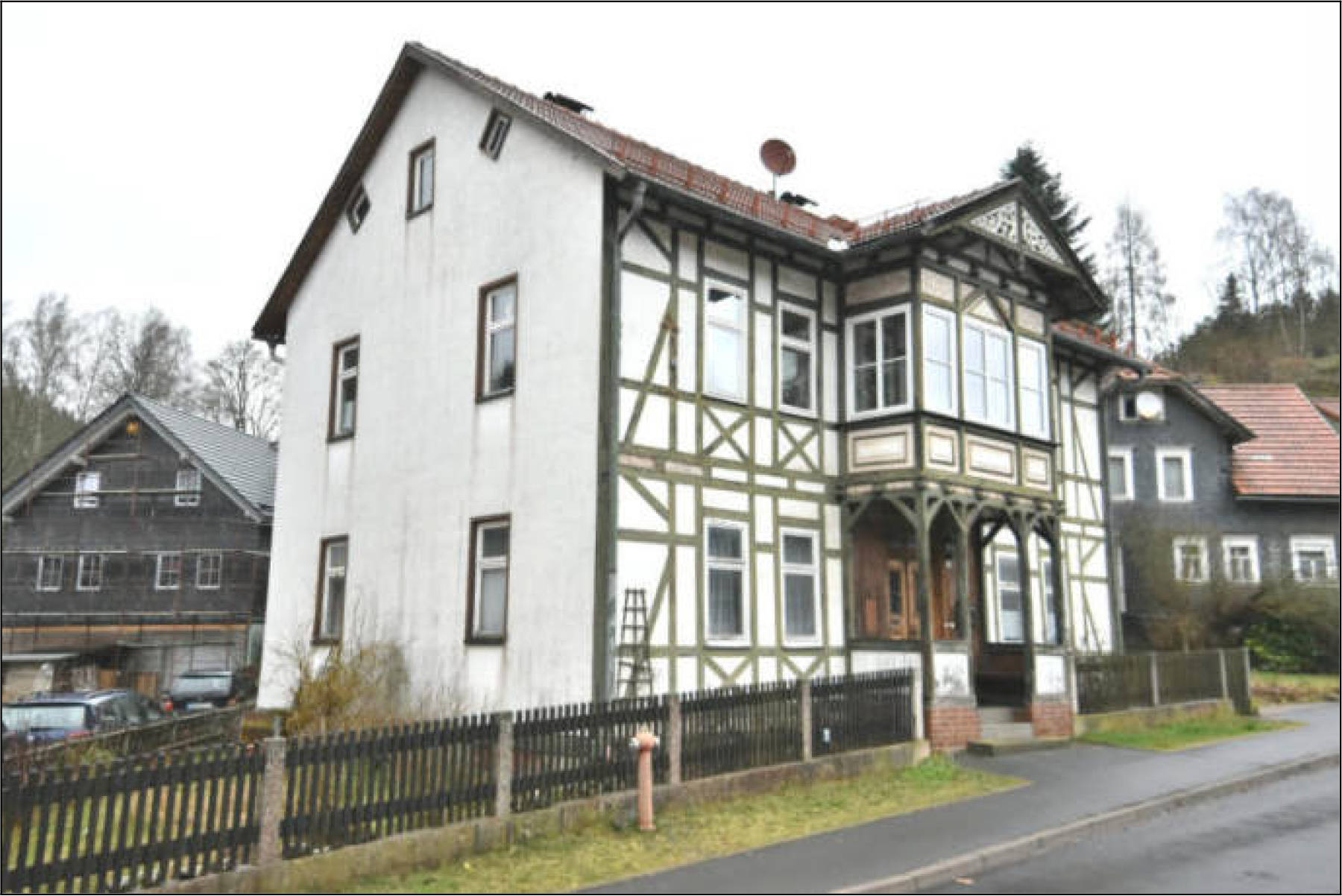 Einfamilienhaus, Zweifamilienhaus in Neustädter Straße 13, 98667 Schleusegrund,  OT Schönbrunn - Bild 2