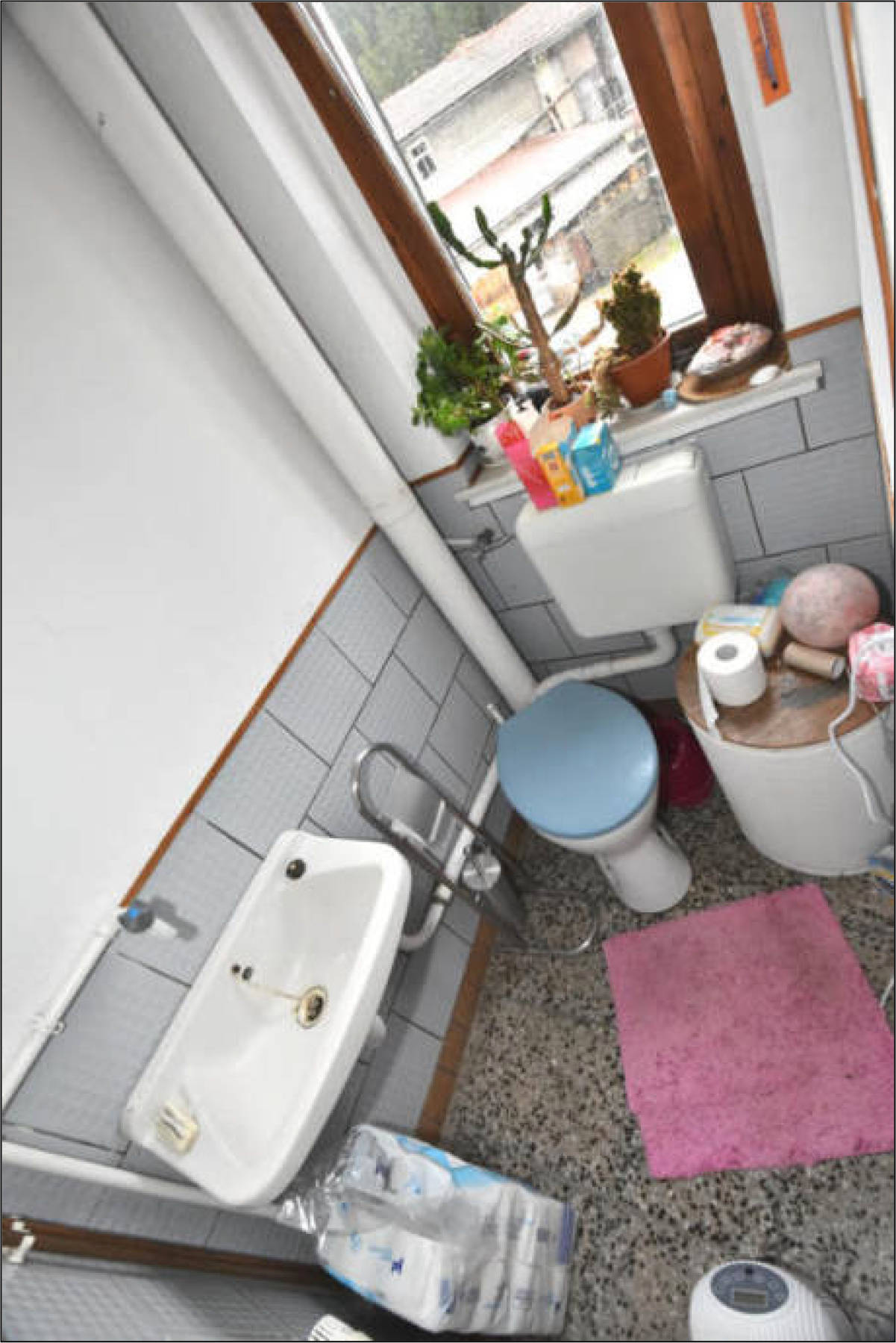 thueringen K 0049/2024 Neustädter Straße 13, 98667 Schleusegrund,  OT Schönbrunn 25