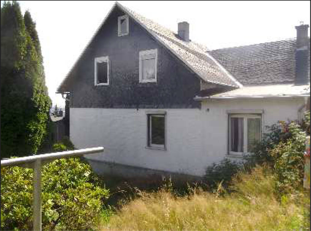 Wohnhaus in Oberer Kirchweg 27, 07318 Saalfeld , OT Schmiedefeld - Bild 4