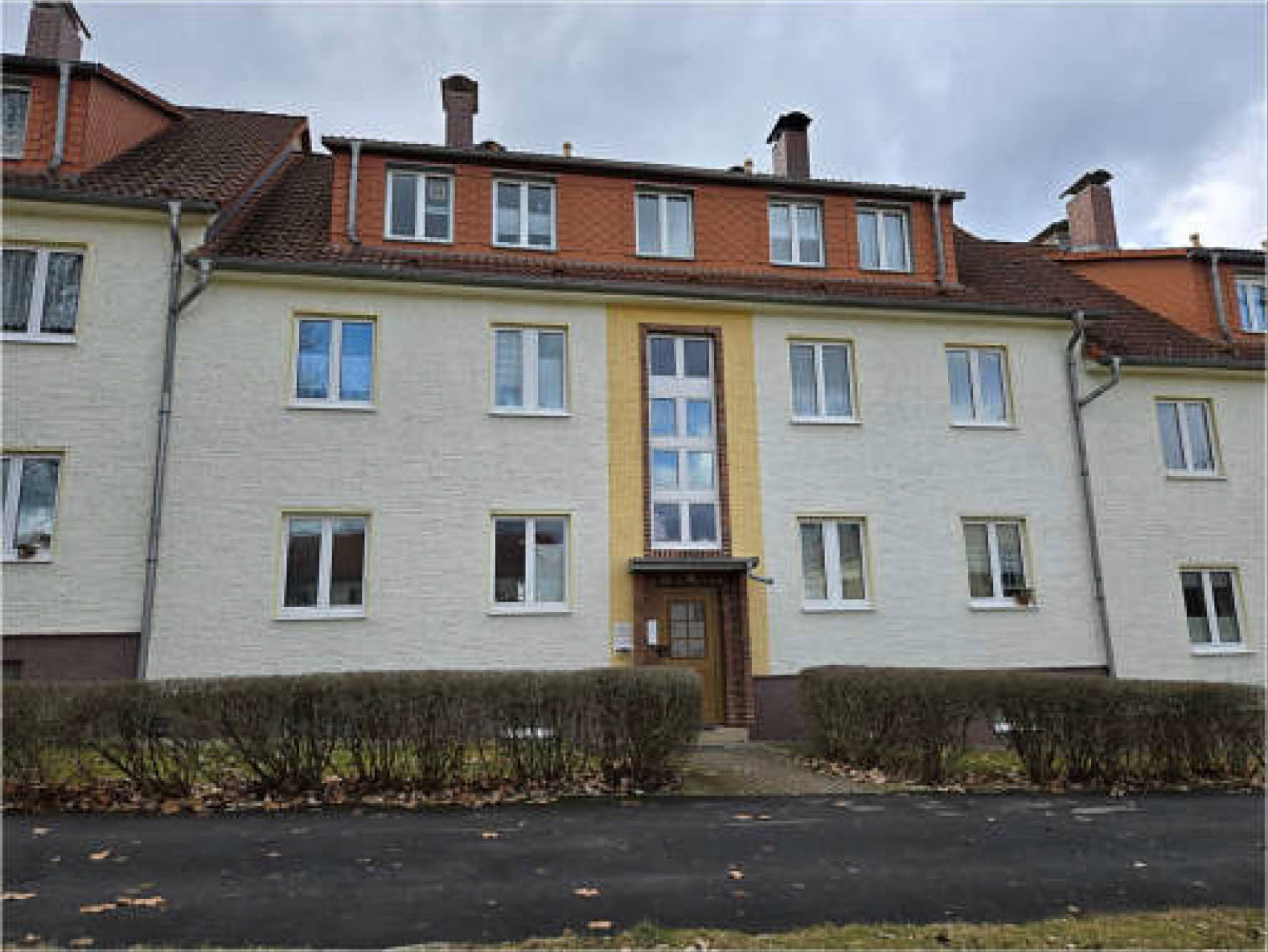 Eigentumswohnung (1 bis 2 Zimmer) in Ernst-Thälmann-Platz  9, 07426 Königsee