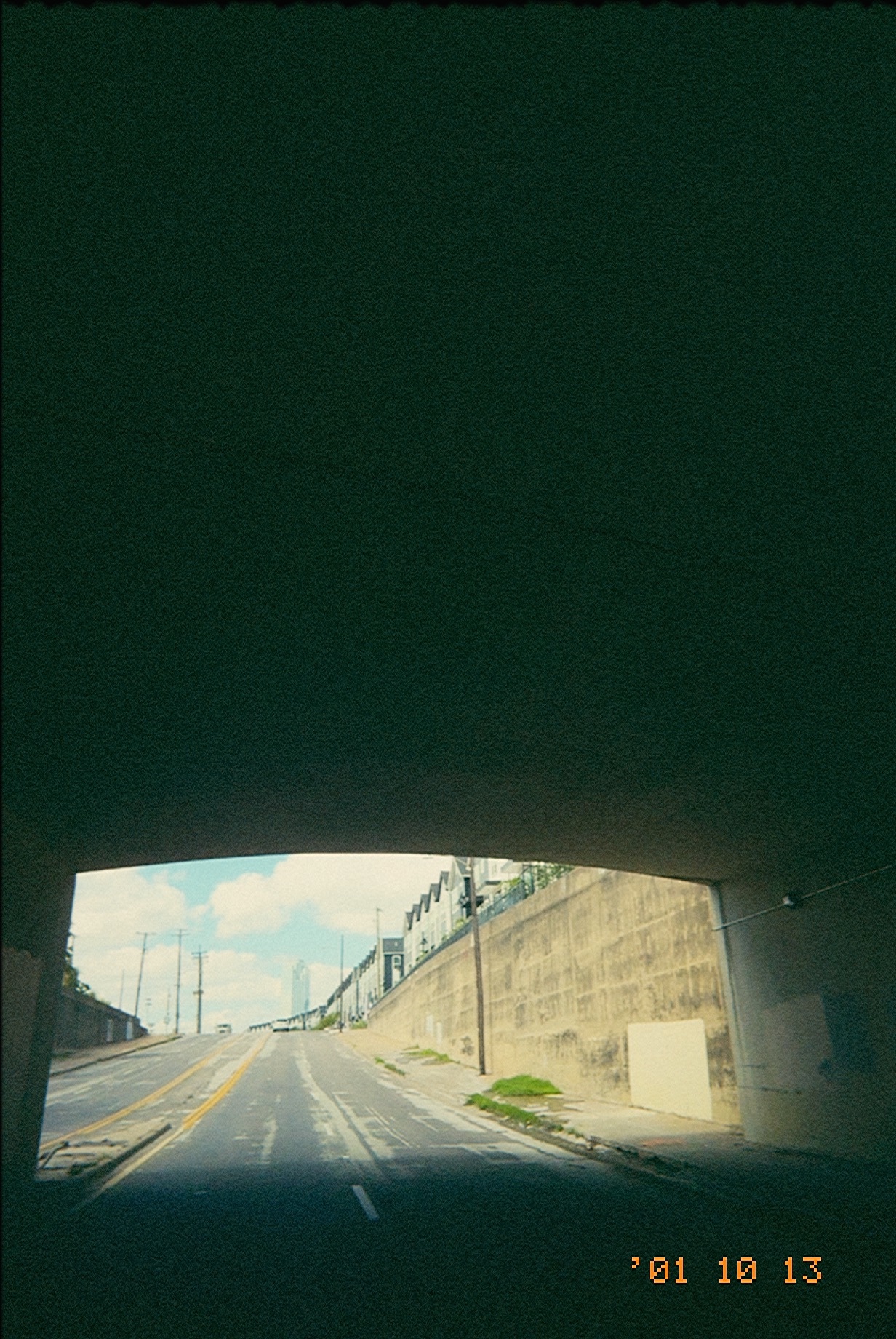 35 mm point-and-shoot look photo shot on iPhone with Atticam (GOLD 400)