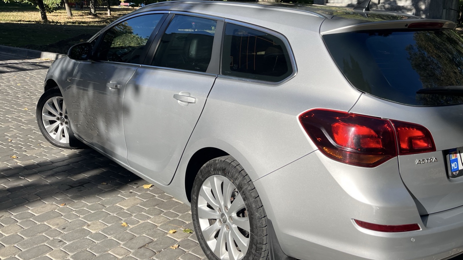 Opel Astra 2011