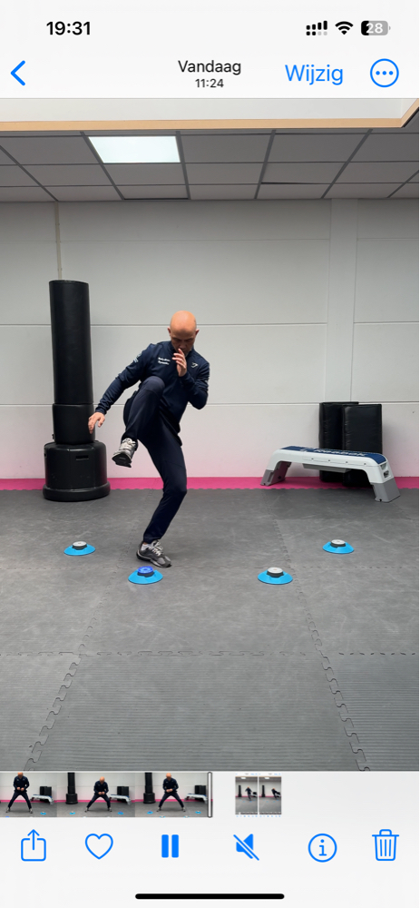 Kick reaction speed