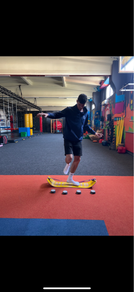 Focus during balance