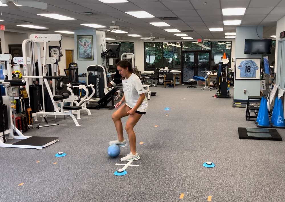 Soccer Reactive Retreat Dribble