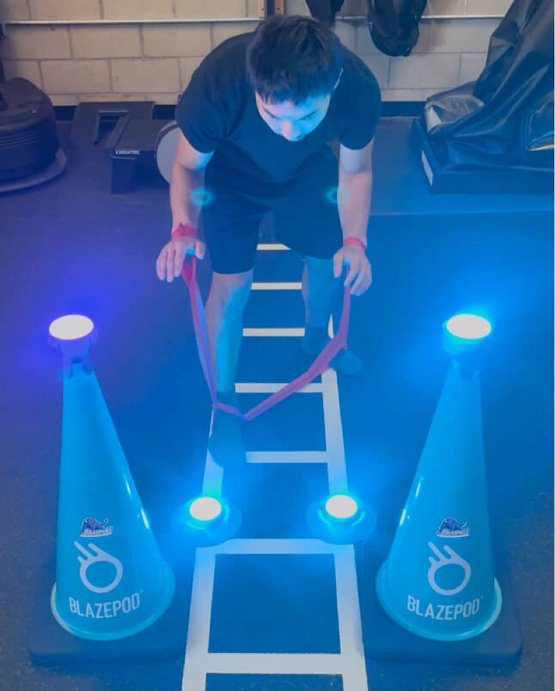 Wrestling 4-point reaction with band