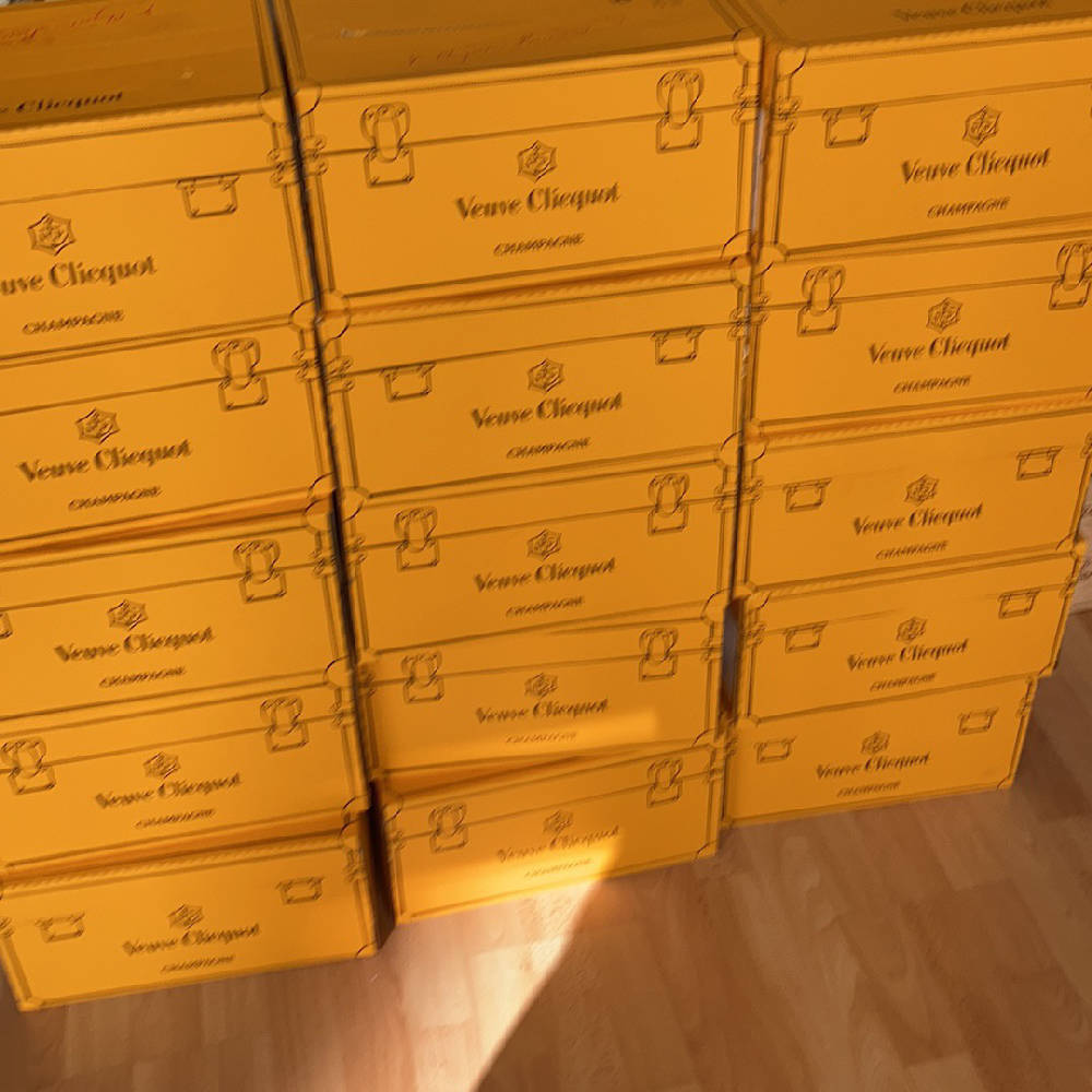 6Flaschen Veuve Clicquot Yellow Label Versand incl. in D 