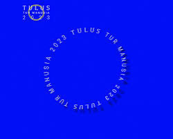 TUR MANUSIA