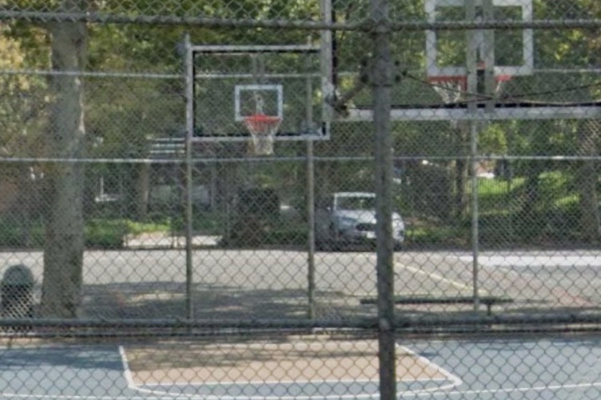 East River Playground / PS 146