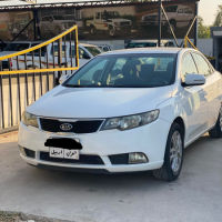 Kia cerato 2011