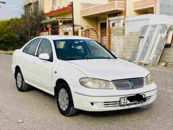 Nissan sunny 2009 - 2