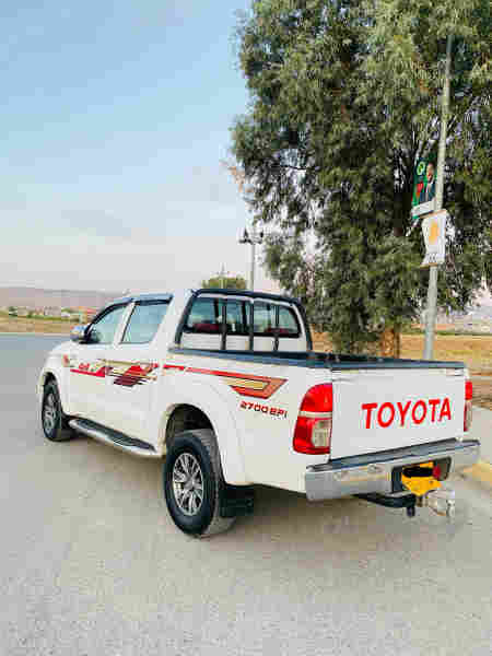 Toyota hilux 2010 - 3