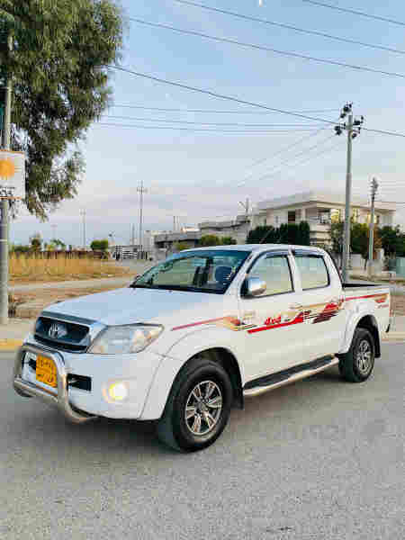 Toyota hilux 2010 - 5