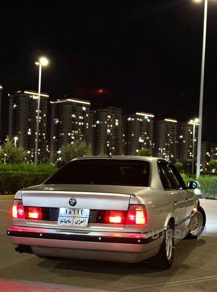 525i  - 2