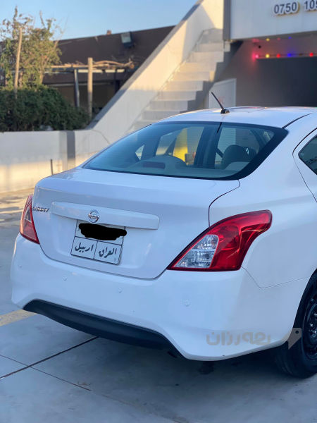Nissan sunny 2018 - 2