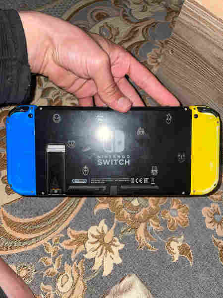 Nintendo switch - 3