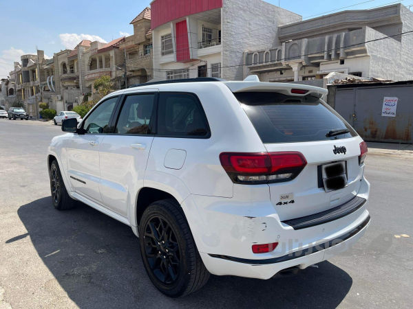 Jeep Grand cheroke S sport - 3