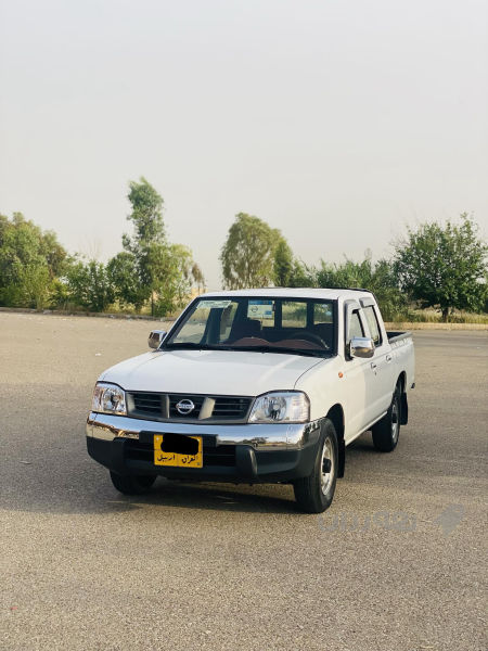 Nissan pickup 2006