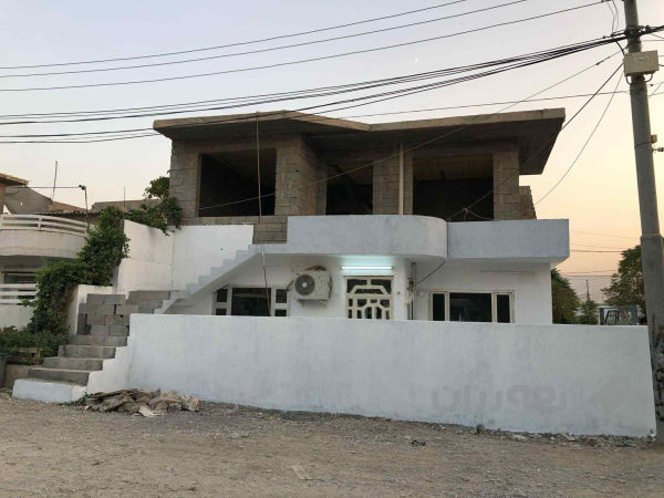 خانو بۆ فرۆشتن بە نرخی گونجاو روبەرەکەی 130 مەترە  - 2