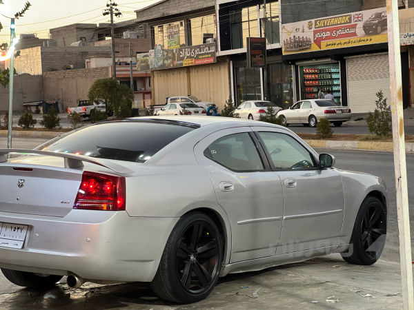 دۆج چارجەر دوبەی 2008 - 3