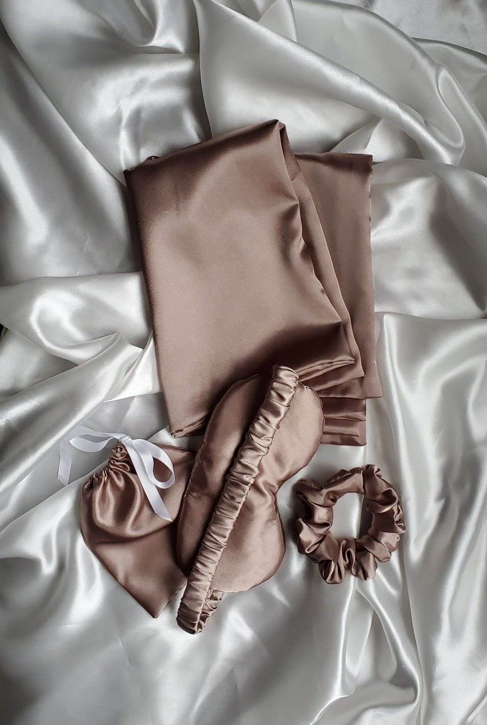 Satin sleep set