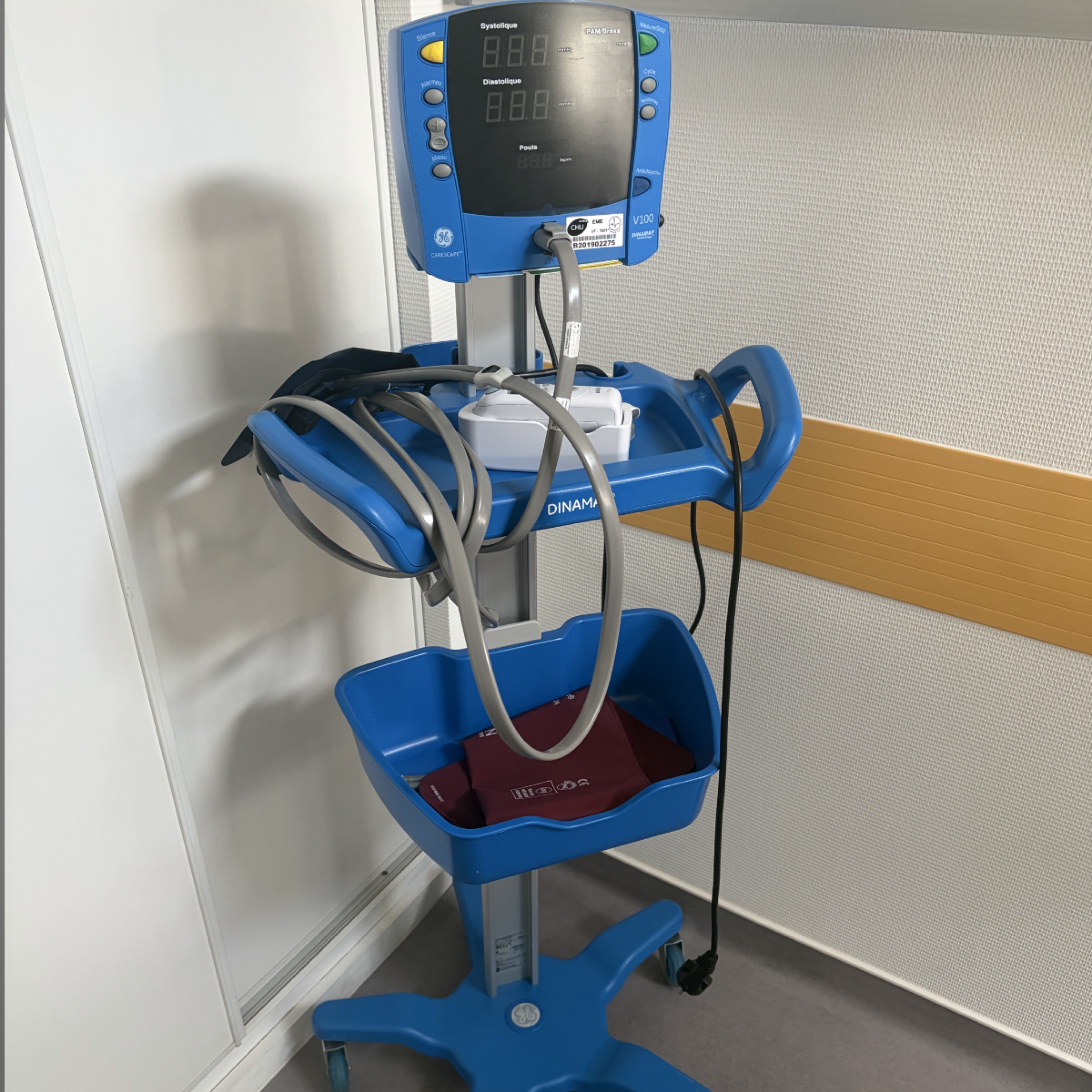 Tensiomètre professionnel GE V100