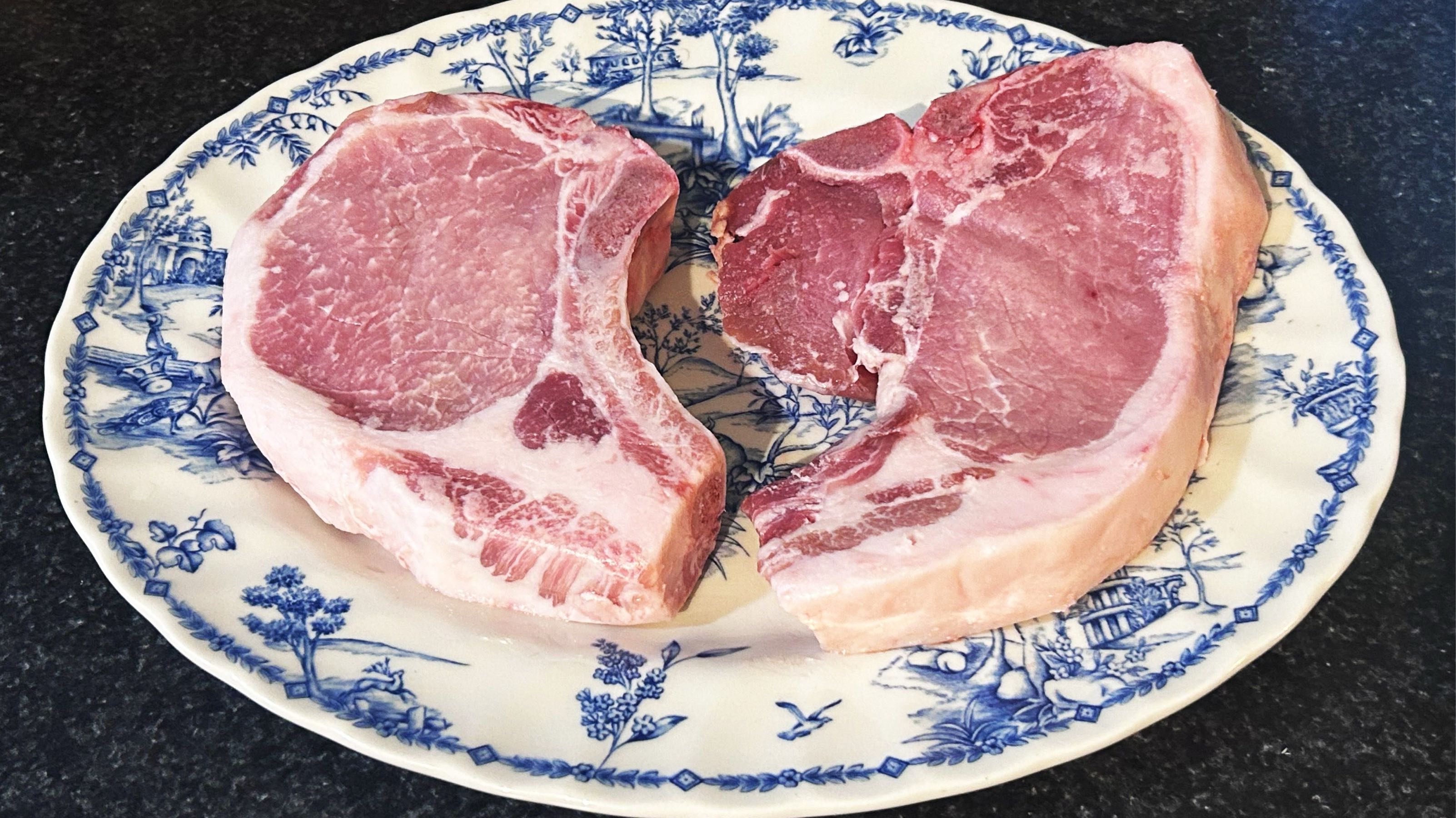 Pork Chop, Bone In 1" Thick