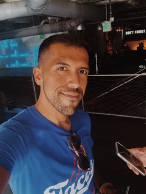 Manny's profile photo - Travel enthusiast who has visited 15 countries