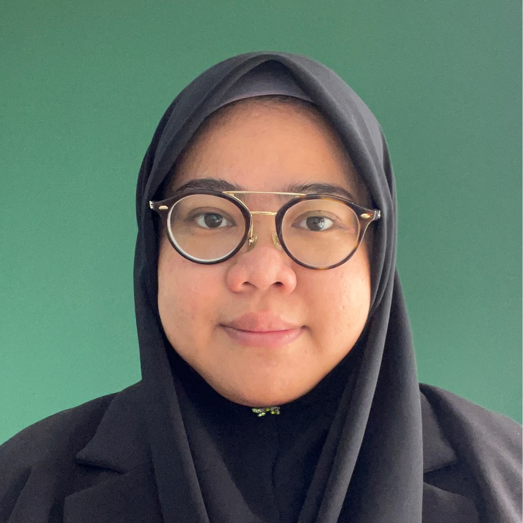 AMIRA BINTI NASIR's avatar'