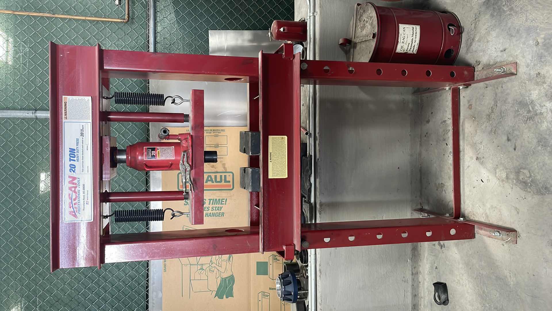 Photo 1 of ARCAN 20 TON MANUAL SHOP PRESS, 20 TON CAPACITY, STAND, PRESS CYLINDER