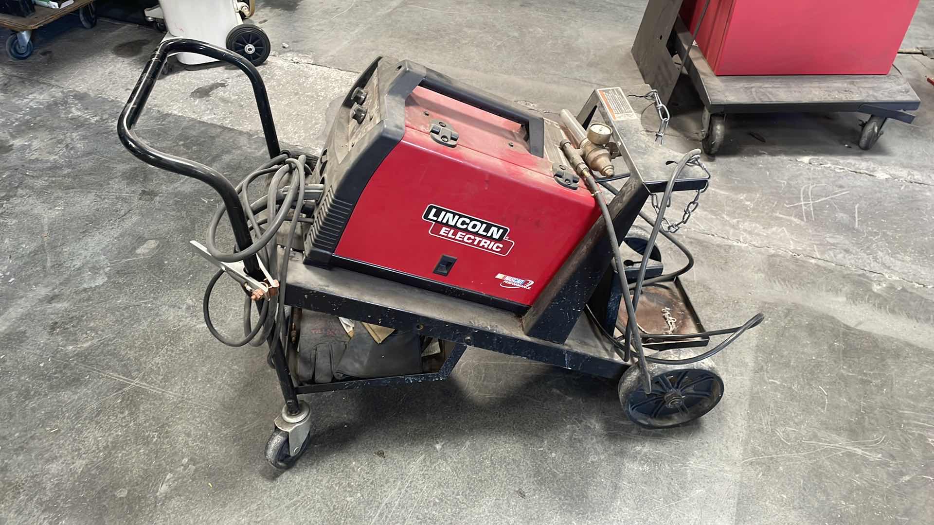 Photo 3 of LINCOLN ELECTRIC PRO MIG 140 WELDER ON CART