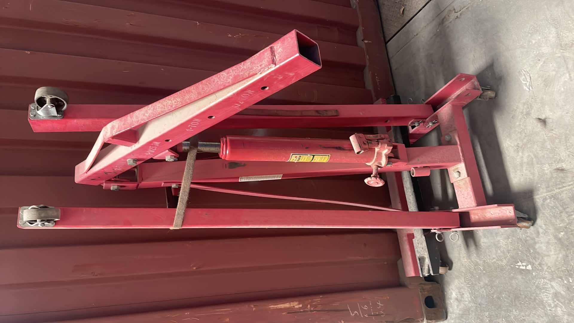 Photo 1 of 8 TON LONG RAM JACK