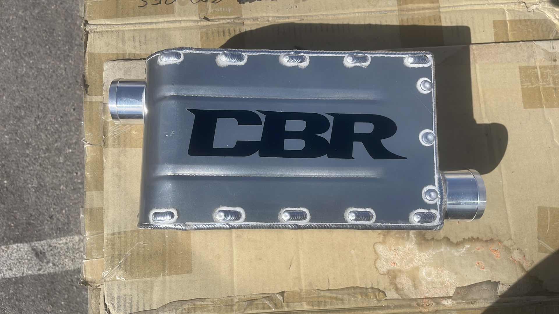 Photo 1 of CBR 22 PLATE STAINLESS OIL COOLER HEAT EXCHANGER 1-1/2" RADIATOR IN/OUT AN -12 ORB OIL COOLER IN/OUT