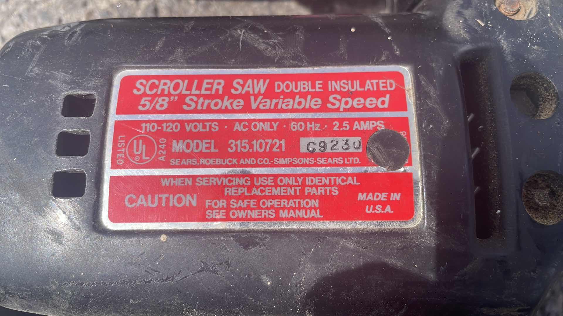 Photo 2 of CRAFTSMAN SCROLLER SAW 5/8” VARIABLE SPEED